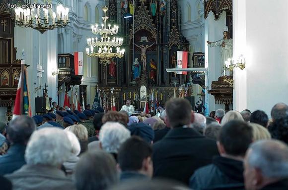 Dzień wcześniej w Kutnie mieszkańcy świętowali niepodległość