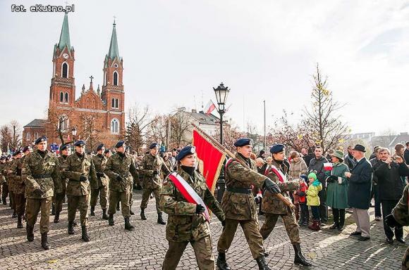 Dzień wcześniej w Kutnie mieszkańcy świętowali niepodległość