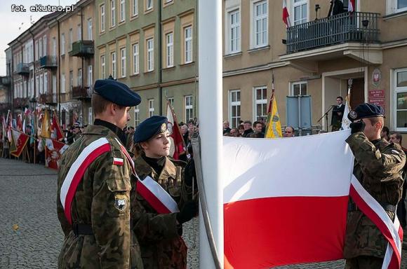 Dzień wcześniej w Kutnie mieszkańcy świętowali niepodległość