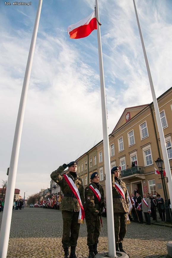 Dzień wcześniej w Kutnie mieszkańcy świętowali niepodległość
