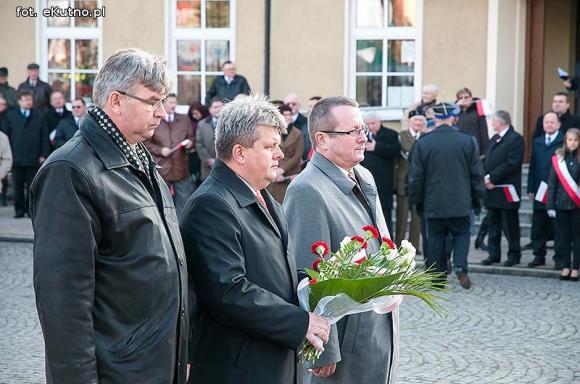 Dzień wcześniej w Kutnie mieszkańcy świętowali niepodległość