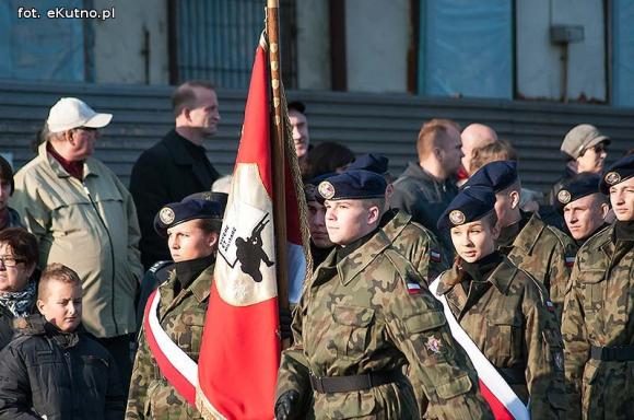 Dzień wcześniej w Kutnie mieszkańcy świętowali niepodległość