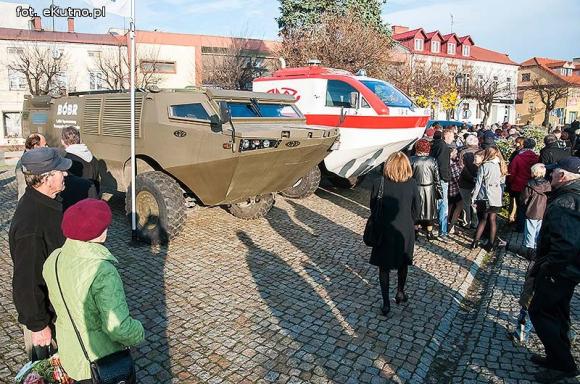 Dzień wcześniej w Kutnie mieszkańcy świętowali niepodległość
