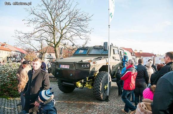 Dzień wcześniej w Kutnie mieszkańcy świętowali niepodległość