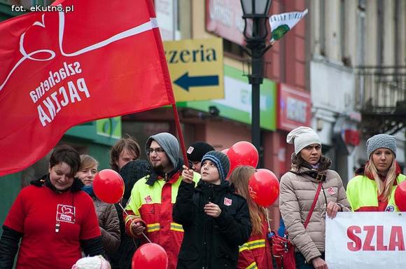 Szlachetna Paczka otworzyła bazę. Wybierz rodzinę, której dasz prezent