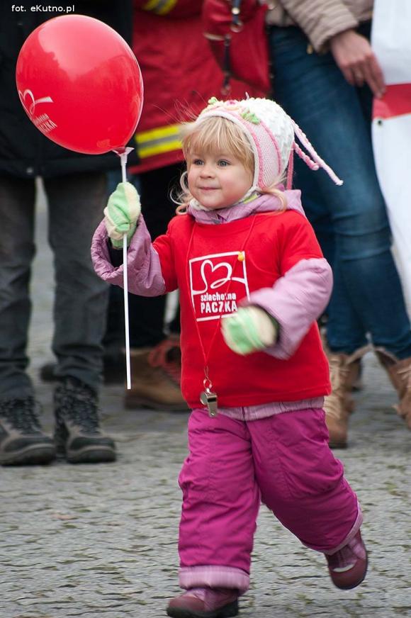 Szlachetna Paczka otworzyła bazę. Wybierz rodzinę, której dasz prezent