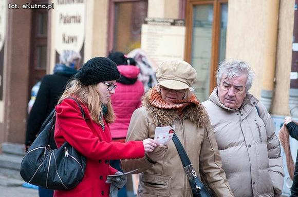 Szlachetna Paczka otworzyła bazę. Wybierz rodzinę, której dasz prezent