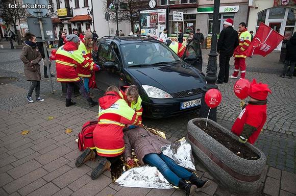 Szlachetna Paczka otworzyła bazę. Wybierz rodzinę, której dasz prezent