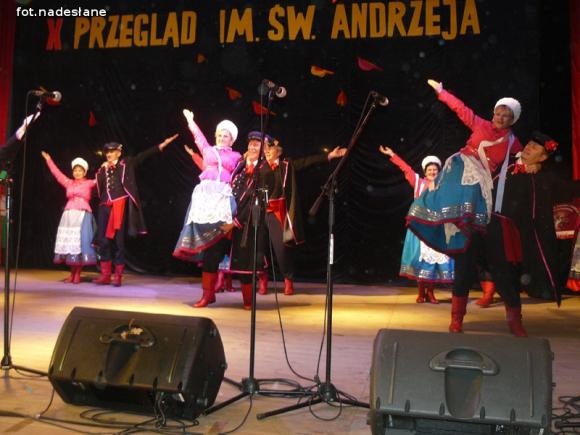 Zespół Pieśni i Tańca Ziemi Kutnowskiej z koszem nagród wraca z Pomorza