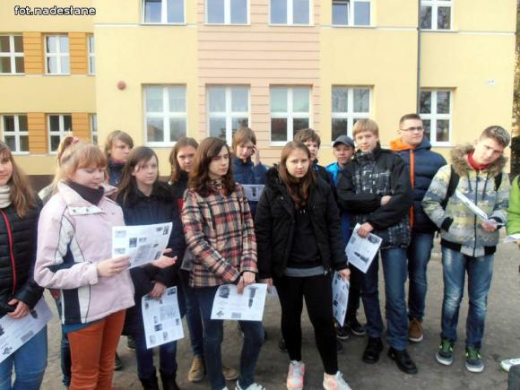 Reminiscencje: Szkolne Dni Historii w Gimnazjum nr 2 w Kutnie