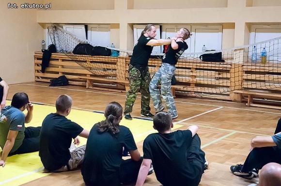 Nieprawda, że w Kutnie jest nudno: samoobrona dla każdego