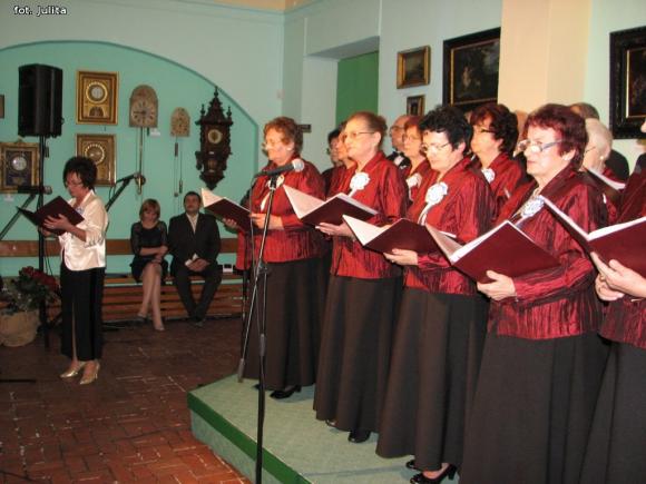 Jubileuszowy koncert chóru Młodzi Duchem