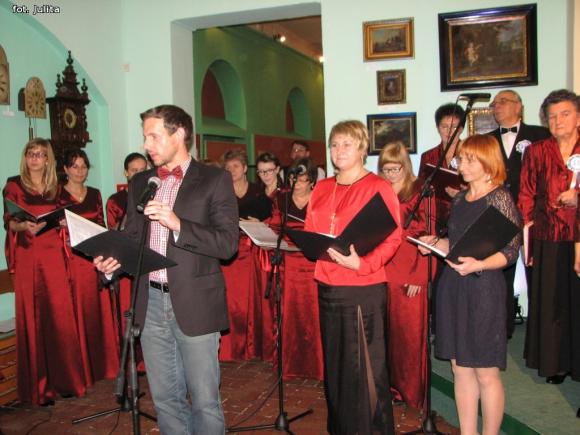 Jubileuszowy koncert chóru Młodzi Duchem