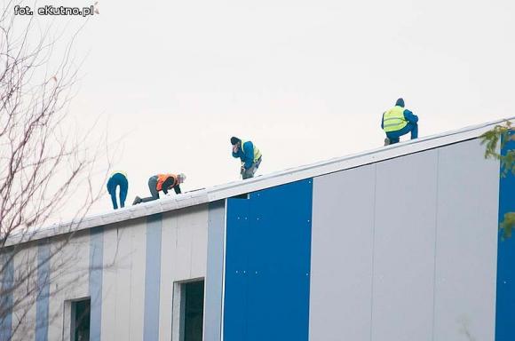 Niebezpieczna praca na wysokości przy modernizacji Stacji Uzdatniania Wody