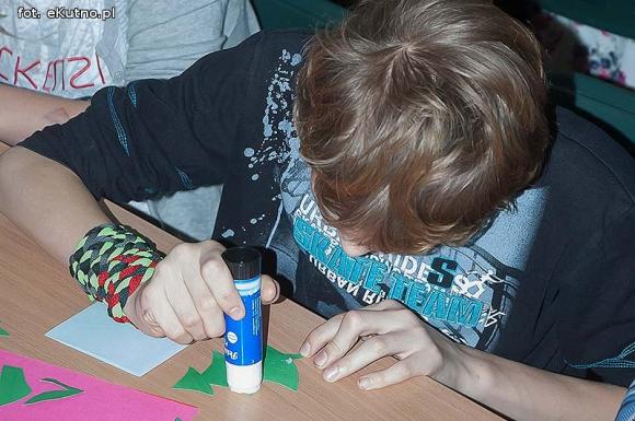 Cuda z papieru podczas Rodzinnej Niedzieli w Muzeum