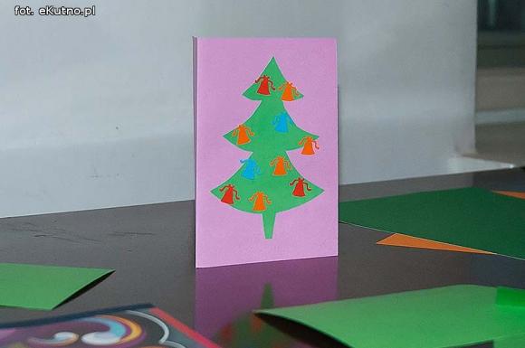 Cuda z papieru podczas Rodzinnej Niedzieli w Muzeum