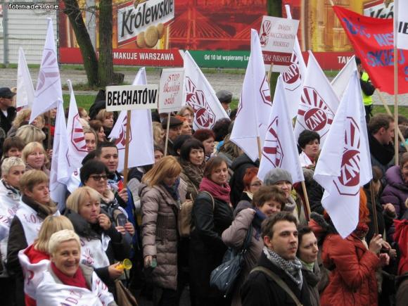 Nauczyciele z powiatu kutnowskiego uczestniczyli w manifestacji w Warszawie