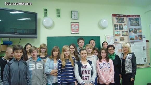 Maciej Maciejewski, aktor Teatru Capitol w Gimnazjum nr 1 w Kutnie