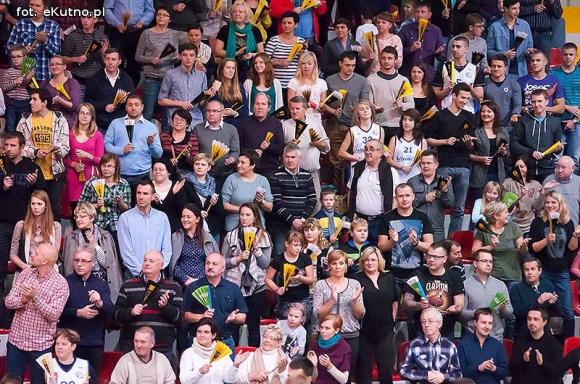 Nieprawda, że w Kutnie jest nudno: emocje kibiców koszykówki