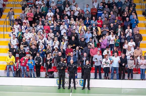 Nieprawda, że w Kutnie jest nudno: emocje kibiców koszykówki