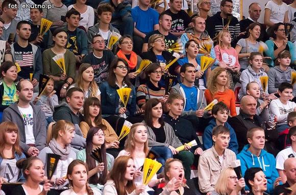 Nieprawda, że w Kutnie jest nudno: emocje kibiców koszykówki