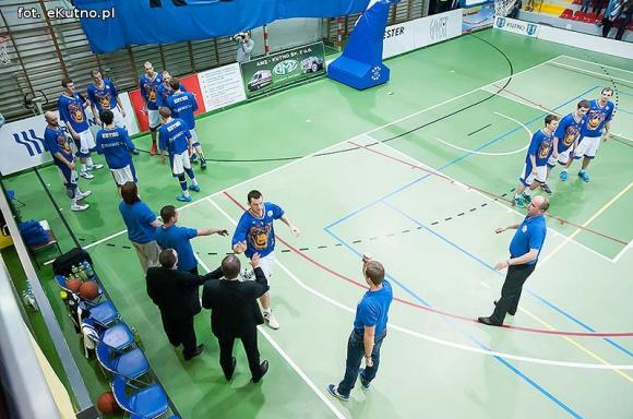 Nasi koszykarze roznieśli Politechnikę z Poznania