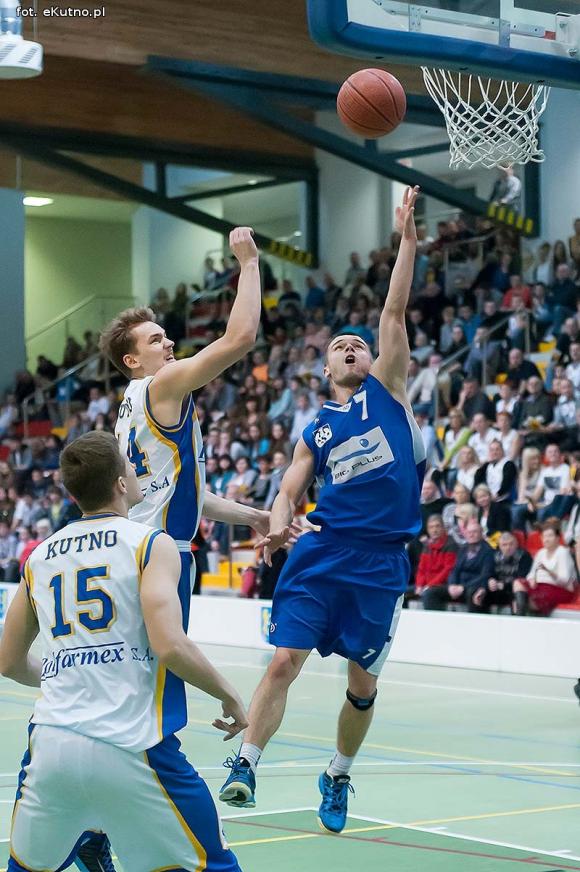 Nasi koszykarze roznieśli Politechnikę z Poznania