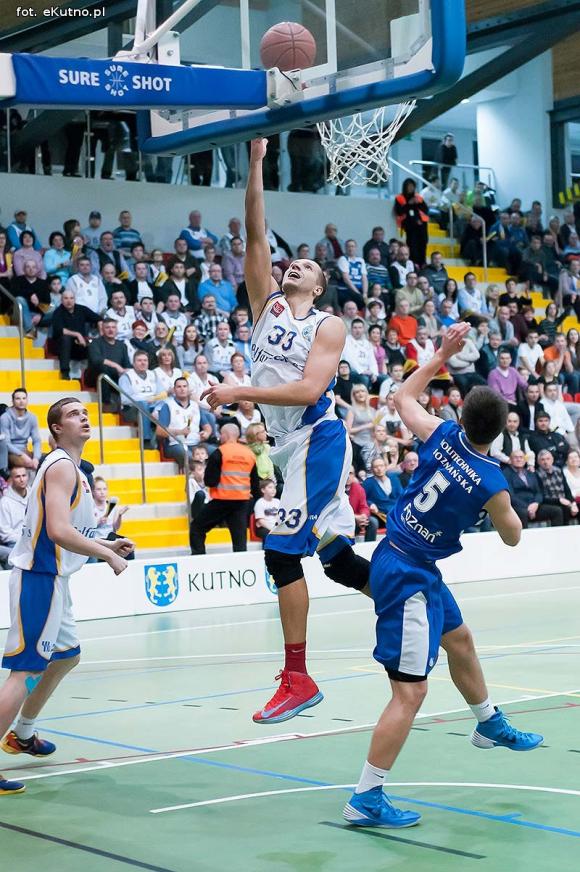 Nasi koszykarze roznieśli Politechnikę z Poznania