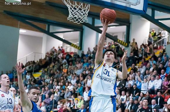 Nasi koszykarze roznieśli Politechnikę z Poznania