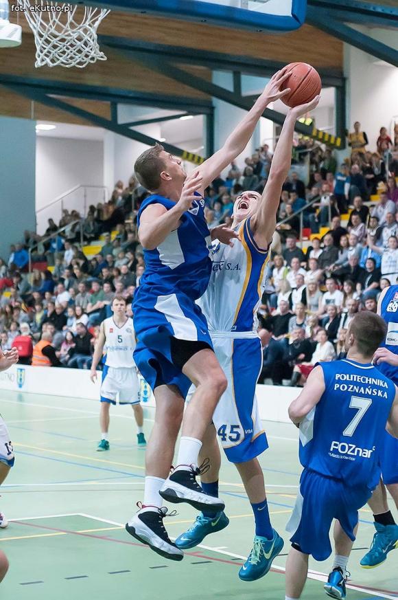 Nasi koszykarze roznieśli Politechnikę z Poznania