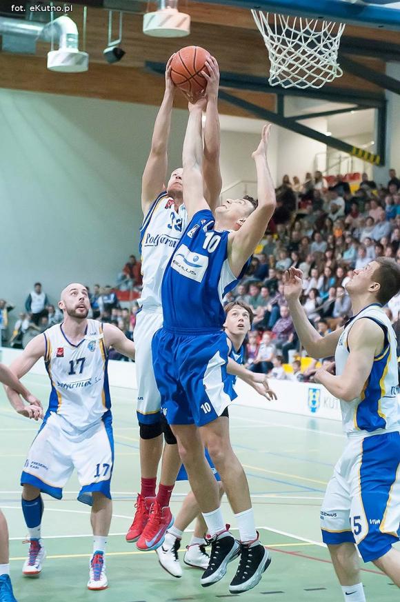 Nasi koszykarze roznieśli Politechnikę z Poznania
