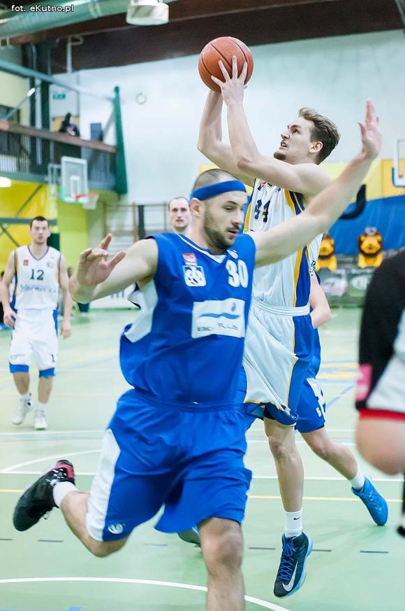 Nasi koszykarze roznieśli Politechnikę z Poznania