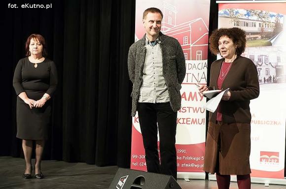 Ostatni dzień Festiwalu im. Szaloma Asza. Wczoraj bawili się tu razem, A dziś... Pamiętamy o kutnowskich Żydach