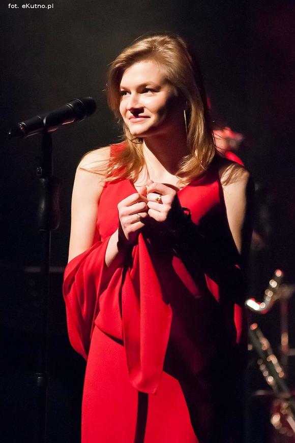 Ostatni dzień Festiwalu im. Szaloma Asza. Wczoraj bawili się tu razem, A dziś... Pamiętamy o kutnowskich Żydach