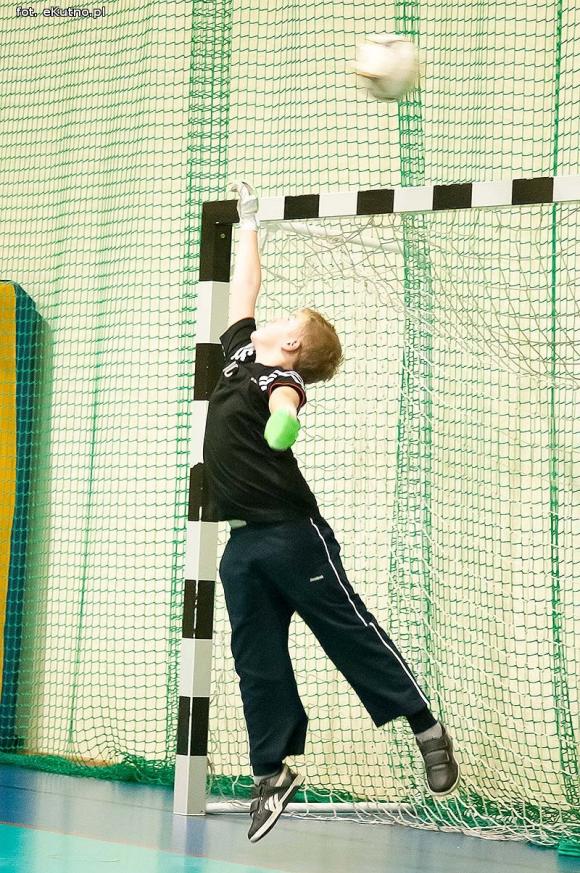 Nieprawda, że w Kutnie jest nudno: pasja do piłki nożnej w Akademii Futbolu