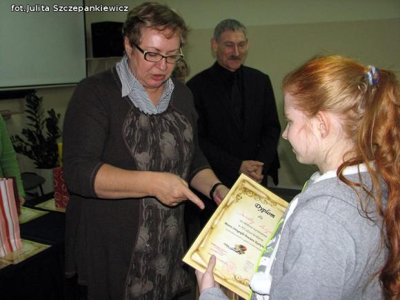 Daria Chmielecka Mistrzem Ortografii Powiatu Kutnowskiego