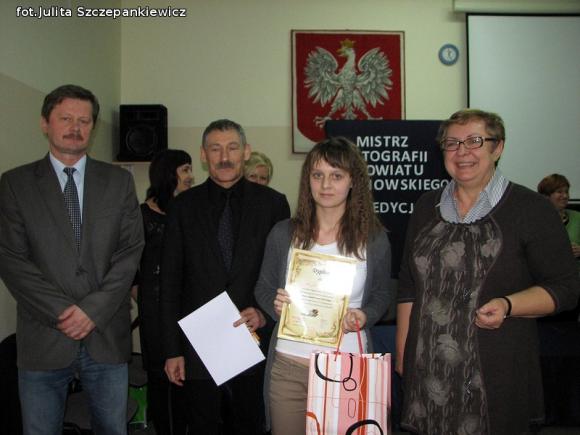 Daria Chmielecka Mistrzem Ortografii Powiatu Kutnowskiego