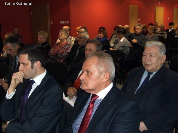 Po co tu przyszłyśmy? Chłopiec do bicia i słowa prezydenta