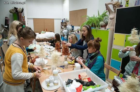 Nieprawda, że w Kutnie jest nudno: rozwijanie talentów plastycznych