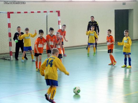 Trzecie miejsce dla MKS Kutno i wyróżnienie dla piłkarza Dawida Walczaka