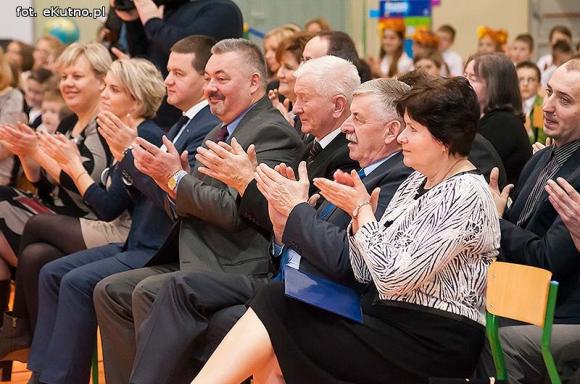 Czar wspomnień i podziękowania. 35-lecie nadania imienia Szkoły Podstawowej Nr 6 w Kutnie