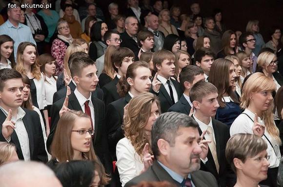 Wierzyłem zawsze w światła moc, Władnącą nad mrokami ... Urodziny Kasprowicza i na zawsze młoda 60-tka