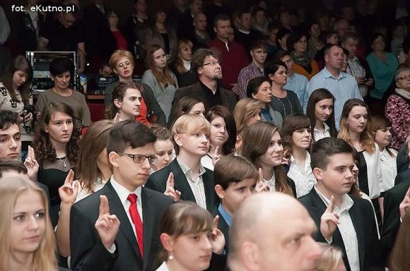 Wierzyłem zawsze w światła moc, Władnącą nad mrokami ... Urodziny Kasprowicza i na zawsze młoda 60-tka