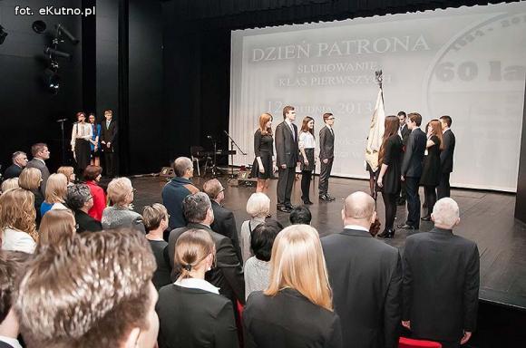 Wierzyłem zawsze w światła moc, Władnącą nad mrokami ... Urodziny Kasprowicza i na zawsze młoda 60-tka