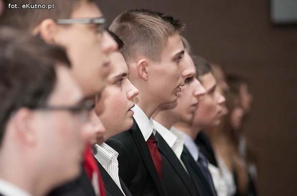 Wierzyłem zawsze w światła moc, Władnącą nad mrokami ... Urodziny Kasprowicza i na zawsze młoda 60-tka