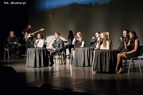 Wierzyłem zawsze w światła moc, Władnącą nad mrokami ... Urodziny Kasprowicza i na zawsze młoda 60-tka