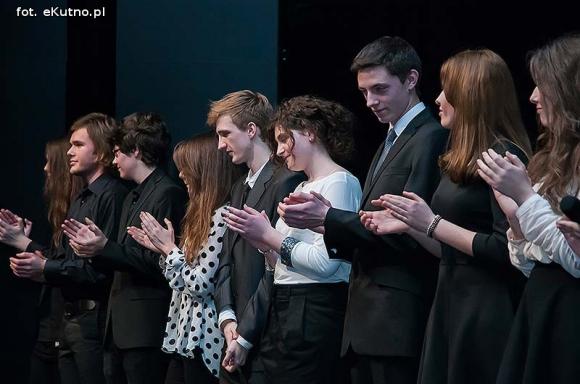 Wierzyłem zawsze w światła moc, Władnącą nad mrokami ... Urodziny Kasprowicza i na zawsze młoda 60-tka