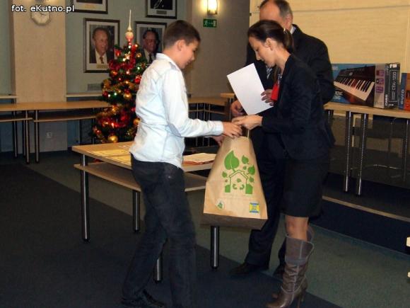 Edukacja ekologiczna na piątkę. Szkoła w Kterach na pierwszym miejscu