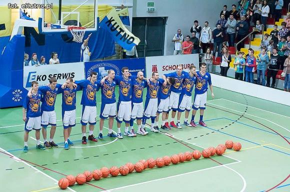 Kutnowscy koszykarze nie zawiedli. Wygrana z Krosnem