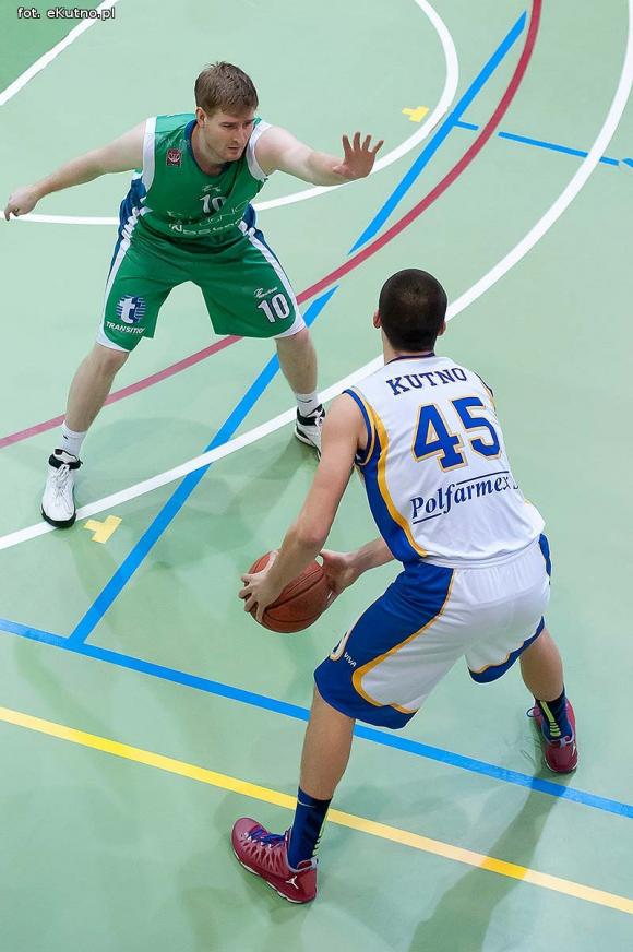 Kutnowscy koszykarze nie zawiedli. Wygrana z Krosnem